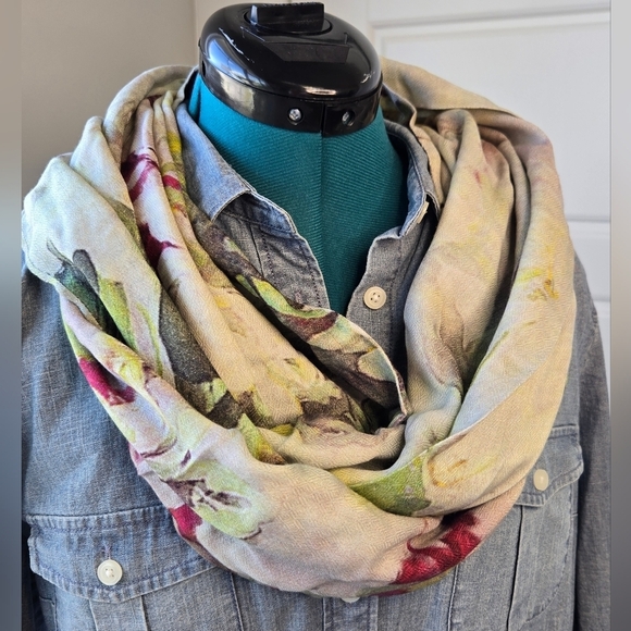 BLANK LONDON WATER COLOR FLORAL INFINITY SCARF 100% MODAL GREEN YELLOW WOMEN OS - Picture 3 of 12